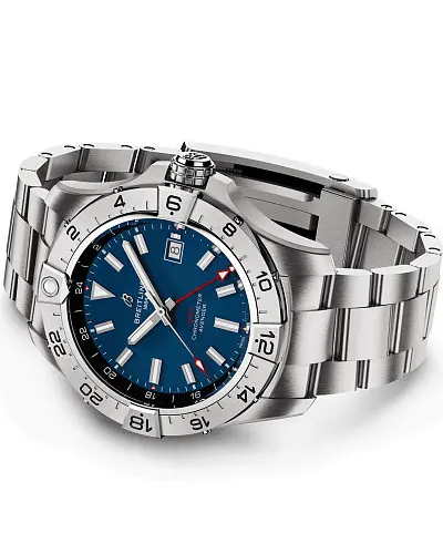 Breitling Avenger Automatic GMT 44 A32320101C1A1